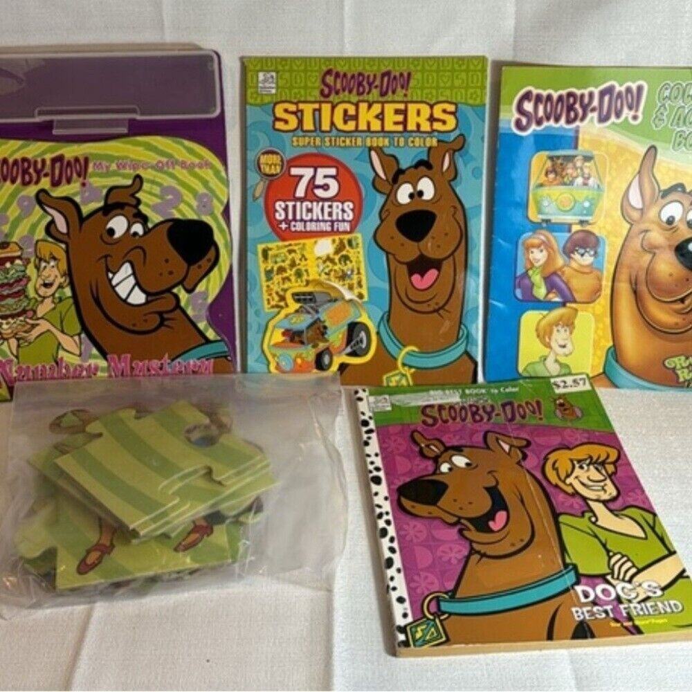 Scooby Doo -3 books and 1 -15 piece puzzle LOT of 4 items total